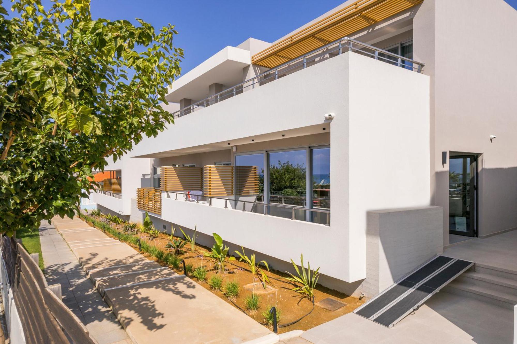 Ostrakon Suites Agia Marina Exterior foto