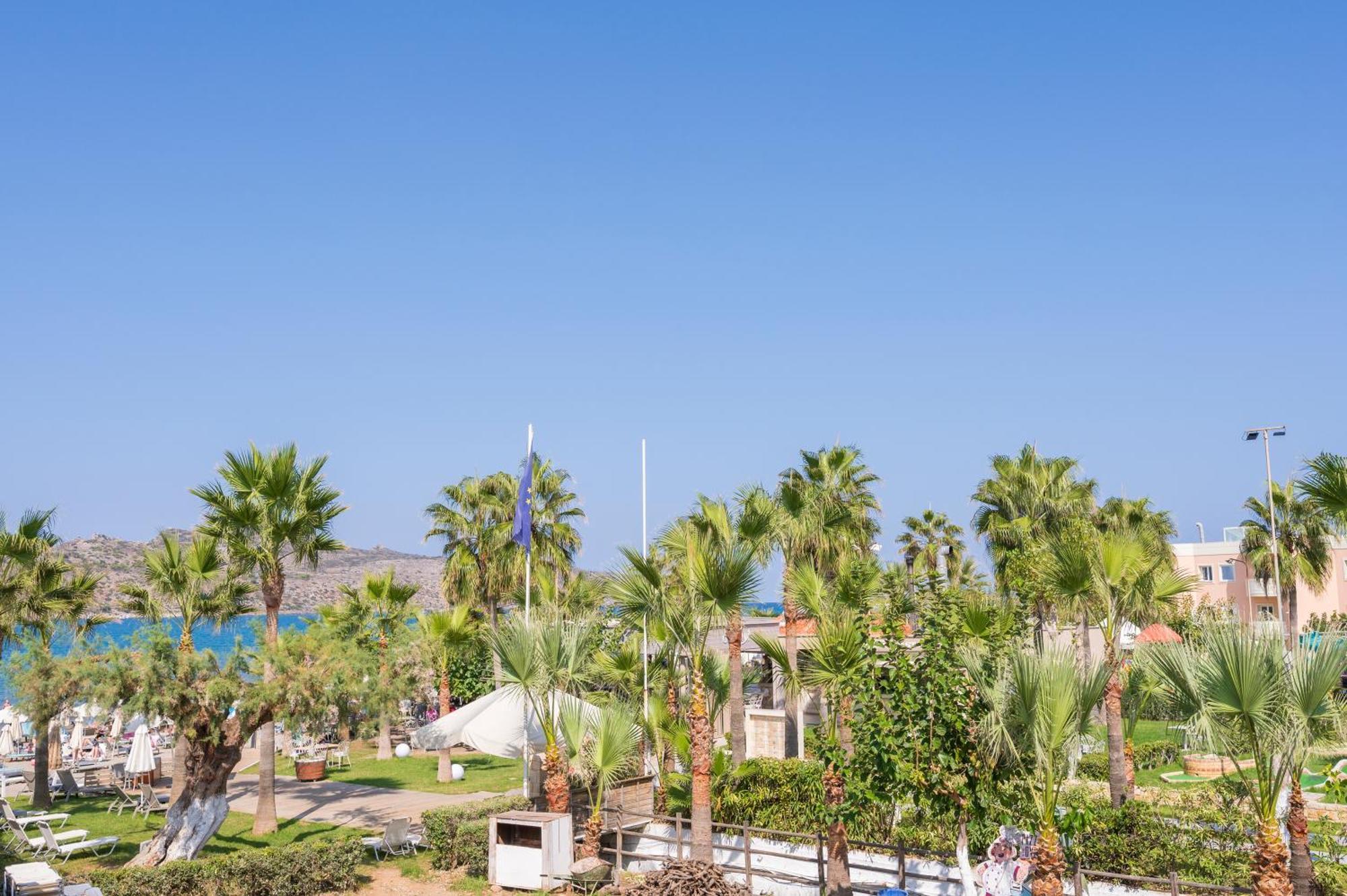 Ostrakon Suites Agia Marina Exterior foto