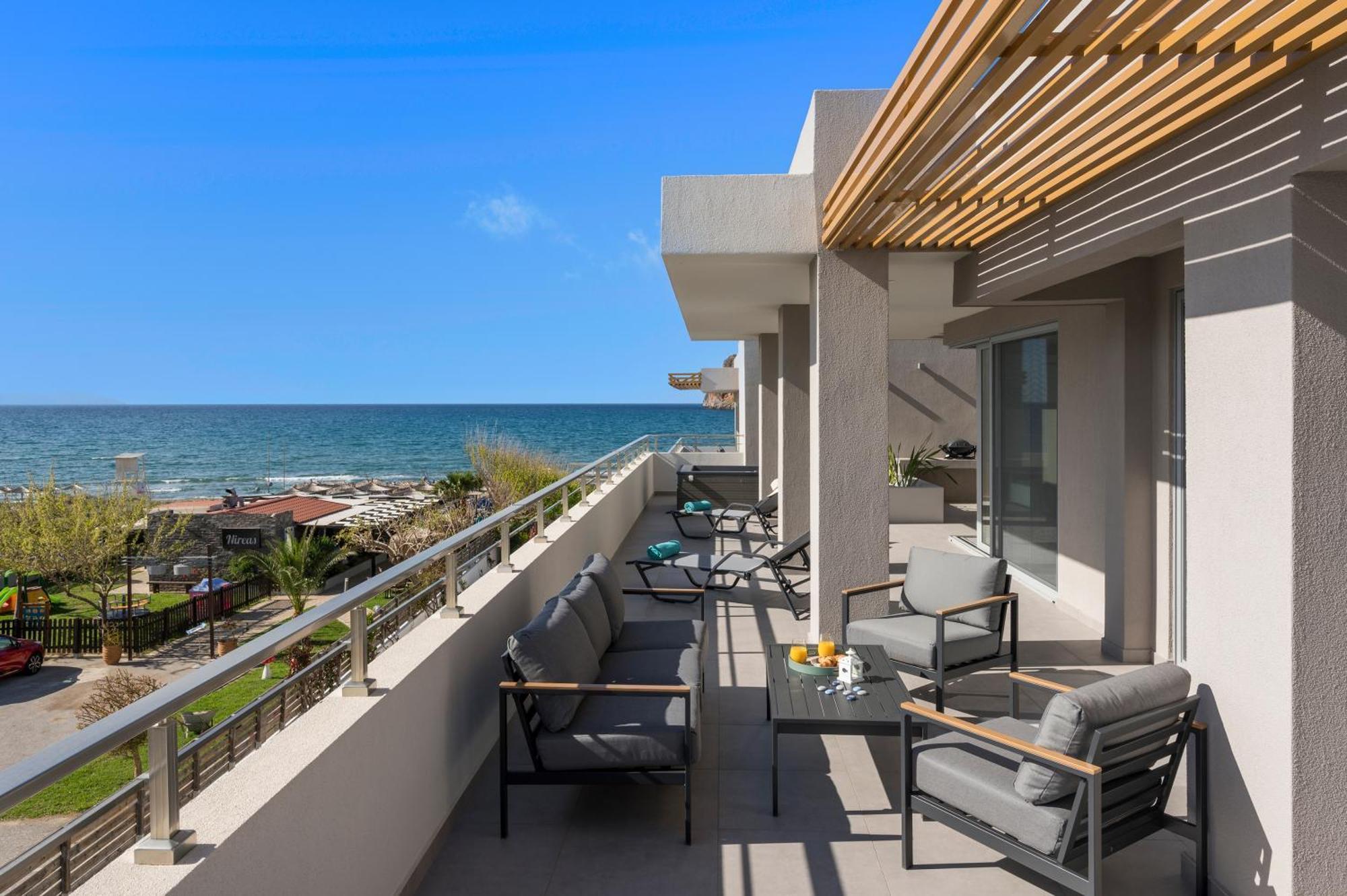Ostrakon Suites Agia Marina Exterior foto