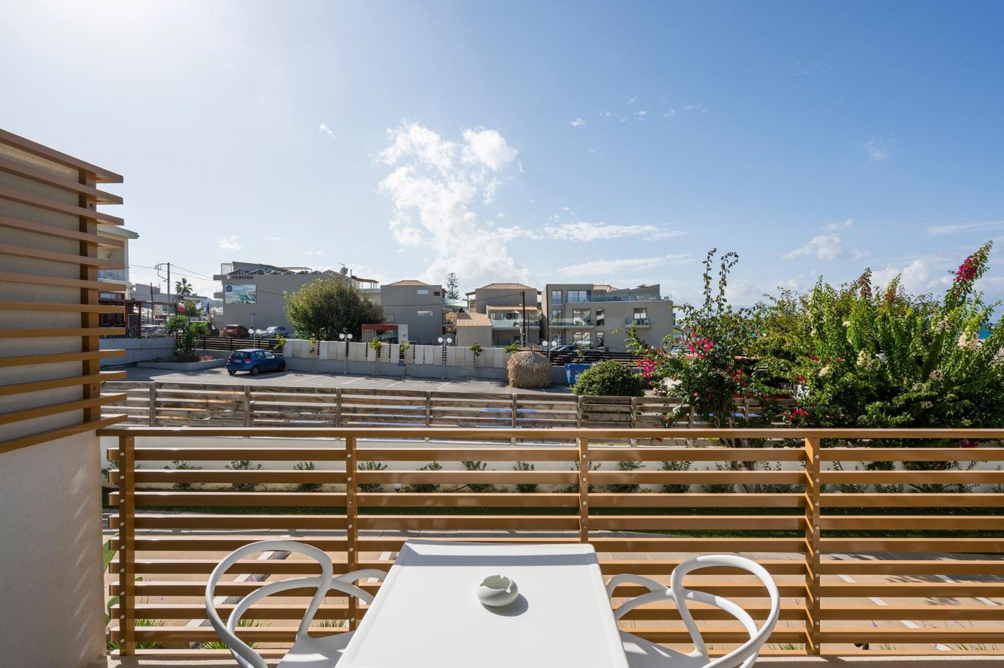 Ostrakon Suites Agia Marina Exterior foto